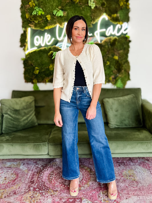 Off White Scalloped Edge Short Sleeve Cardigan