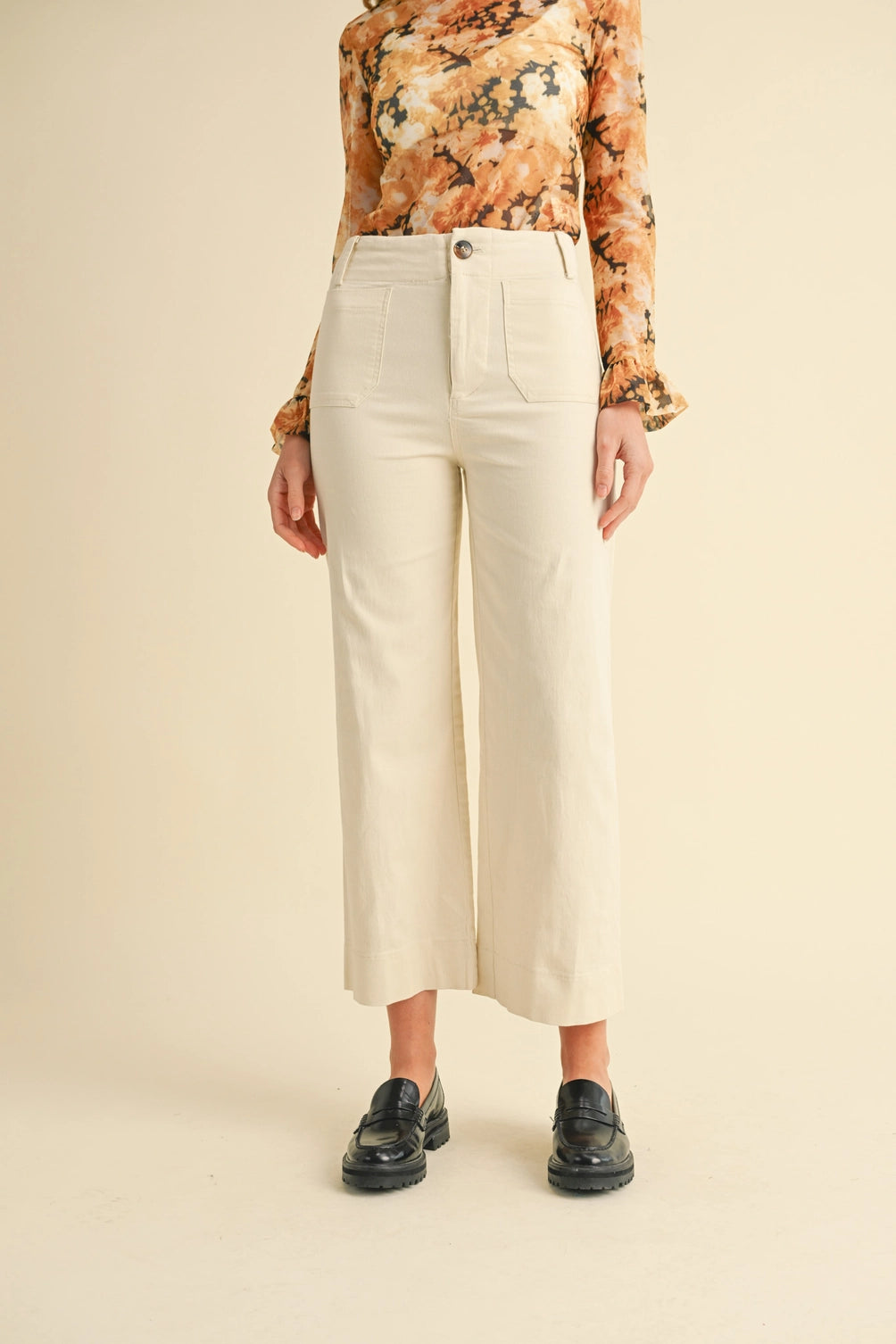 Egg Shell Patch Pocket Wide Leg Pants