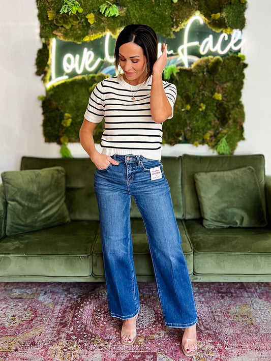 White/ Navy Striped Short Sleeve Sweater