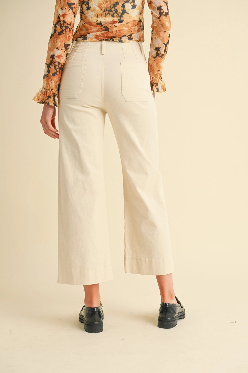 Egg Shell Patch Pocket Wide Leg Pants