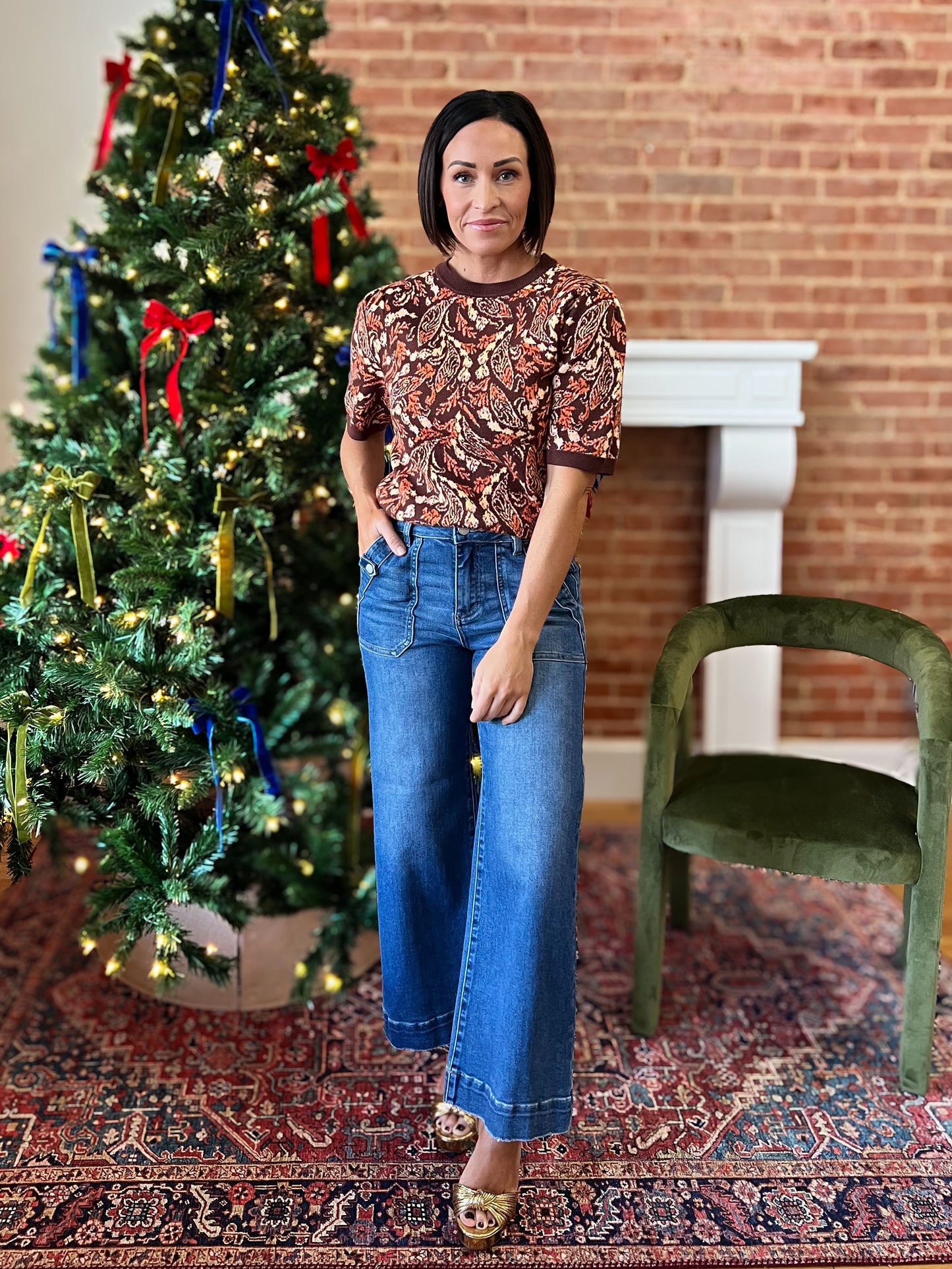 Brown Multi Paisley Pattern Short Sleeve Sweater