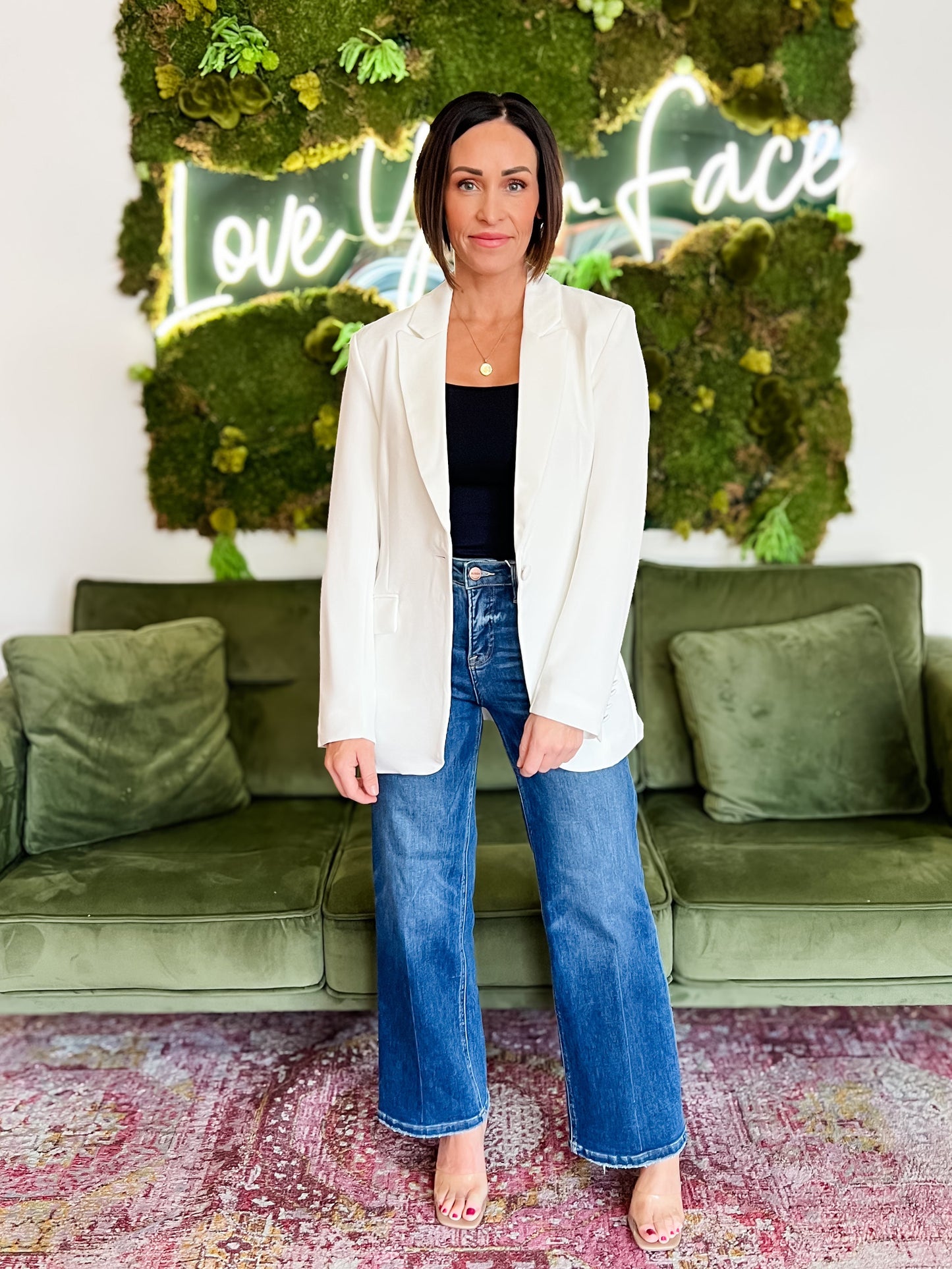 White Fitted Notch Lapel Blazer